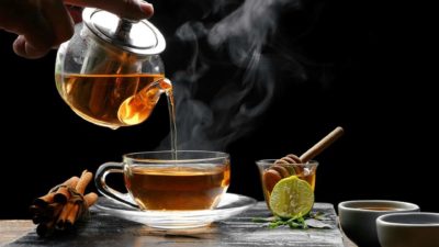 اكتشفوا الفوائد العديدة لشرب الشاي…سوف تنبهرون!