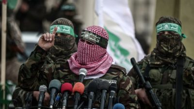 عاجل | كتائب القسام: مجاهدونا عبروا السياج الفاصل شرق خانيونس وهاجموا العدو ودمروا 3 آليات عسكرية والاشتباك مستمر