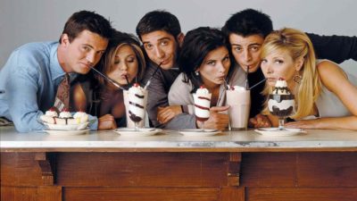 بعد وفاة ماثيو بيري.. نجوم “Friends” يخرجون عن صمتهم!