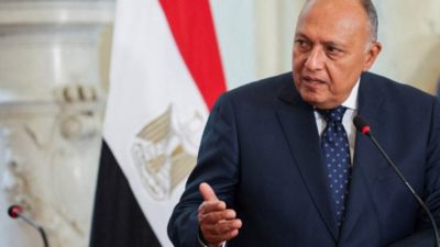 شكري: التهجير القسري للفلسطنيين “جريمة حرب في حد ذاتها”
