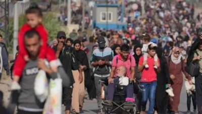 نزوح الآلاف.. رحلة الموت من شمال غزة إلى جنوبها بين الجثث