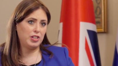 مسيرة أمام منزل سفيرة تل أبيب في لندن للمطالبة بوقف إطلاق النار في غزة