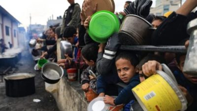 خطر المجاعة بات “حقيقيًا”.. الصحة العالميّة تُحذّر من تفاقم الجوع في غزة
