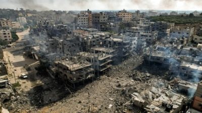 قتلى وجرحى بقصف إسرائيلي على منازل وسط غزة ورفح.