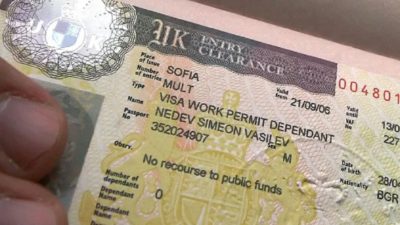 بريطانيا تعلن عن خطط لتقليص أعداد المهاجرين
