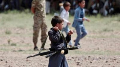 ميليشيا الحوثي تستحدث معسكراً لتدريب الأطفال في تعز