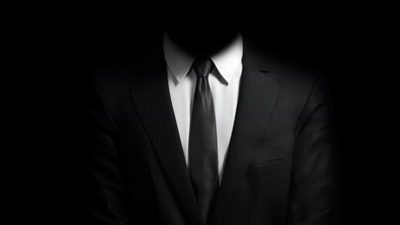رئيس وزراء دولة عربية يضرب عن الطعام