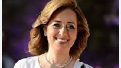 الاستاذة سليمة اديب ريفي تفرح اطفال طرابلس