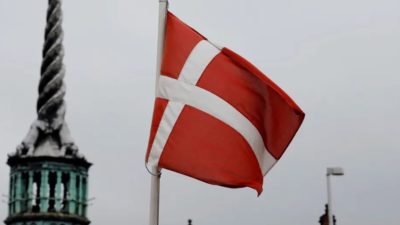 توقيف رجل بعد تهديده بقنبلة بمطار في الدنمارك