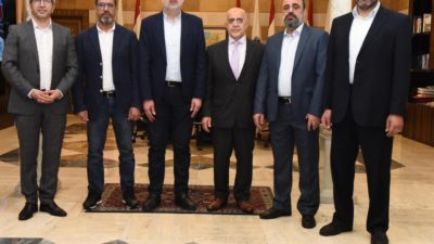الوزير مولوي التقى يمق وأعضاء من مجلس بلدية طرابلس