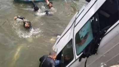 الكشف عن سبب حادث سقوط حافلة بالنيل