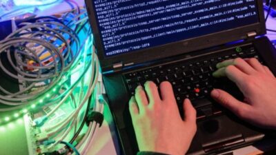 أستراليا تحذر من مواقع إلكترونية ضارة بعد العطل الرقمي العالمي