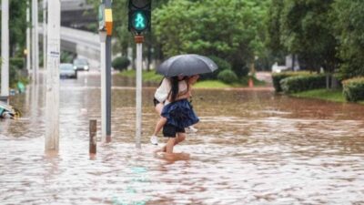 إعصار جايمي يسبب أمطارًا غزيرة في الصين ويؤدي إلى مقتل 4 وإجلاء آلاف