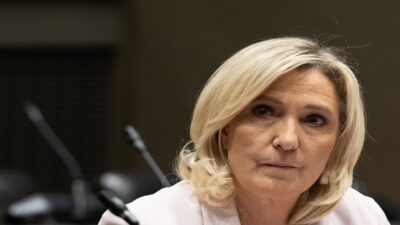 باريس… النيابة العامة تفتح تحقيقا ضد لوبان بشأن تمويل حملتها الانتخابية