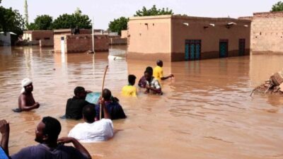 السيول في شمال السودان تؤدي لانهيار مباني وقطع طرق حيوية