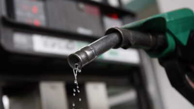 العراق يرد على شائعات توقف تزويد لبنان بالوقود!