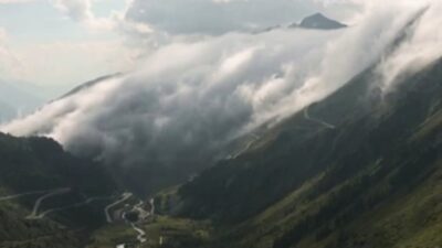 شلّالُ غيوم!!