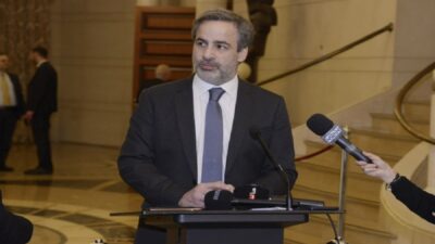 معوض لهؤلاء: “ناطرينكم نطرة عودة الإبن الضال”!