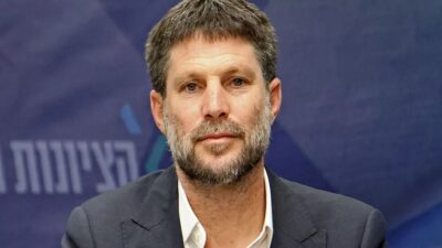 طرح خطة لتقليص عدد سكان غزة إلى النصف