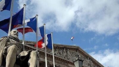 فرنسا تدعو دولا أوروبية وكندا لاجتماع ثان بشأن أوكرانيا