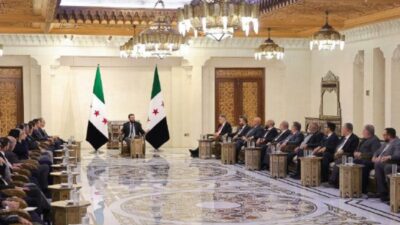 الرئيس السوري يلتقي وفدا من الائتلاف وهيئة التفاوض
