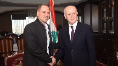 يستقبل النائب اللواء اشرف ريفي وعقيلته المحامية سليمة اديب ريفي في دارته في طرابلس، رئيس حزب الكتائب اللبنانية النائب سامي الجميل و رئيسة جمعية تراث طرابلس السيدة جومانا شهال تدمري، والعميد فضيل ادهمي، بحضور رجلي الاعمال محمد ومنح اديب وافراد اسرة اللواء ريفي.