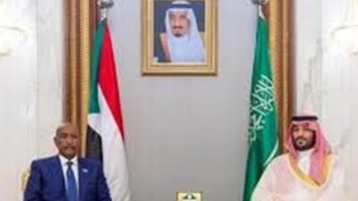 محمد بن سلمان والبرهان يبحثان مستجدات الأوضاع في السودان