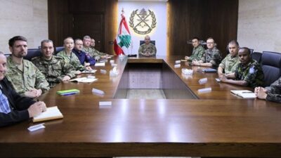 قائد الجيش استقبل وفدا من لجنة الأركان التابعة لمجلس الأمن