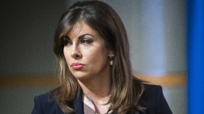 أورتاغس: لماذا يسمح الجيش اللّبنانيّ بإطلاق الصّواريخ؟