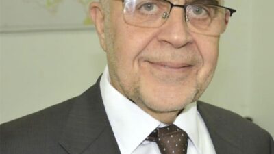 رئيس بلدية طرابلس : نطالب أصحاب المخالفات والتعديات على الأملاك العامة إزالتها فورا قبل وصول دوريات الشرطة والقوى الأمنية لمصادرتها وتسطير محاضر ضبط بحقهم