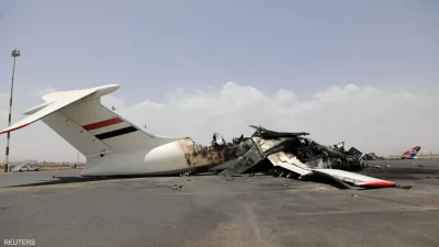 مطار صنعاء يستقبل أول رحلة بعد القصف الإسرائيلي