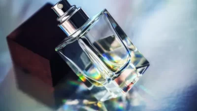 بعد تجارب على المتطوعين.. العلماء يكتشفون كيف تدمر العطور دفاعات الجسم