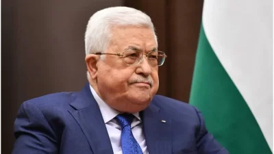 الرئيس الفلسطيني يرفع الحظر عن عمل قناة الجزيرة القطرية