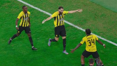 الاتحاد ينهي الشوط الأول متقدماً على القادسية