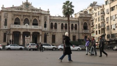 بين التفاؤل والحذر.. مواطنون سوريون يتحدثون عن تأثير رفع العقوبات على حياتهم