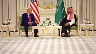 ترامب في القمة الخليجية الاميركية: لدى لبنان فرصة للتحرر من قبضة حزب الله..وبن سلمان: لحصر السلاح بيد الدولة اللبنانية