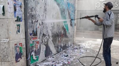 حملة إزالة صور المرشحين من الشوارع والاملاك العامة واصلت عملها في طرابلس