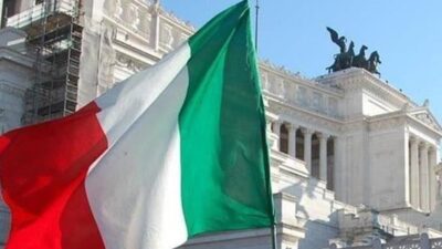 إيطاليا: 8% فقط من الشركات الإيطالية تستخدم الذكاء الاصطناعي