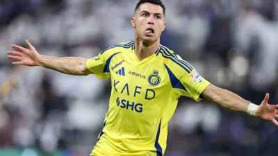 رونالدو يفاجئ الجميع ويحسم مستقبله مع النصر