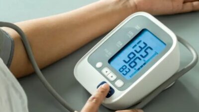 7 تغييرات غذائية سهلة تساعد على خفض ضغط الدم طبيعياً