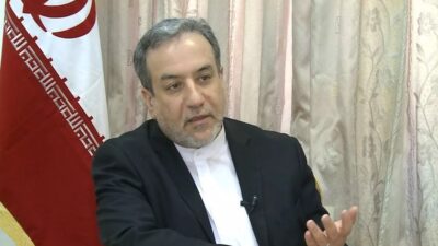إيران تحذر من عواقب إعادة فرض العقوبات