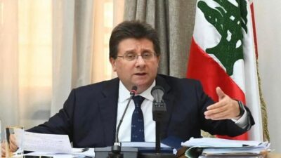 كنعان: قوانين استثنائية لإعادة تنظيم القطاع المالي