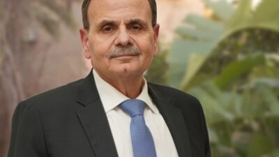 البزري وجه تحية فخر واعتزاز إلى العاملات والعمال بعيدهم