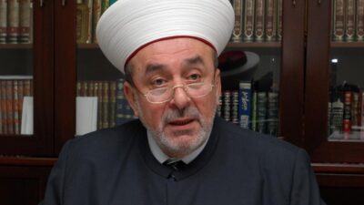 المفتي سوسان يؤدي صلاة الأضحى في مسجد الحريري ويستقبل المهنئين في دار الإفتاء حتى ظهر اول أيام العيد