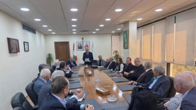 حاكم مصرف لبنان في الرابطة المارونية: المعالجة تحتاج تعاون السلطات ودعمًا دوليًا ضمن حلول وطنية
