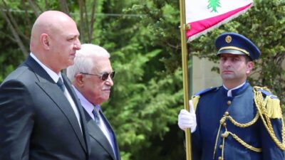 شدُّ حبال بين الفصائل... ما جديد ملفّ السلاح الفلسطيني؟