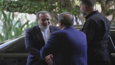 لقاءٌ مفصلي لعراقجي مع "الحزب"!