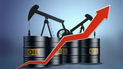 ارتفاع أسعار النفط 7% مع تبادل إسرائيل وإيران الغارات الجوية