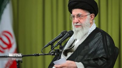 قائد الثورة الإسلاميّة: قوّاتنا المسلّحة متأهّبة ويقف خلفها مسؤولو البلاد وكلّ أبناء الشعب