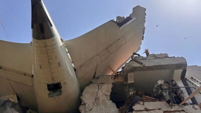 ناج من تحطم طائرة الهند يروي تفاصيل اللحظات الأخيرة